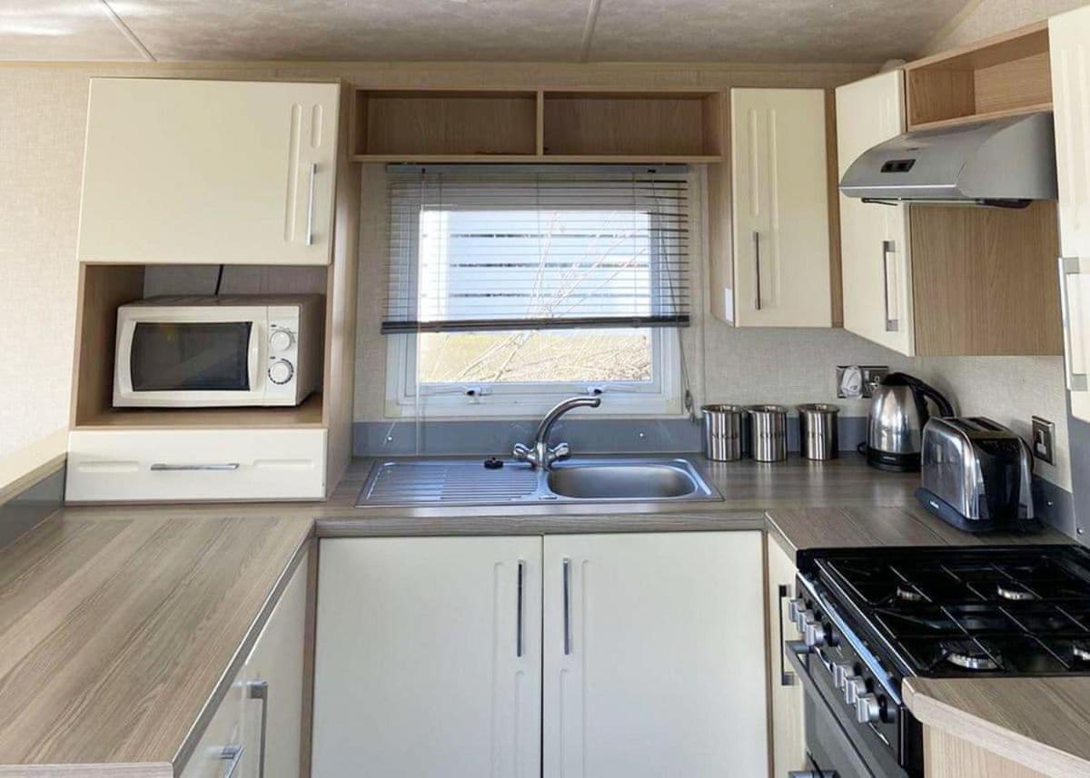 Shear Barn Holiday Park Hastings Exterior foto
